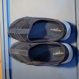 Easyspirit clogs